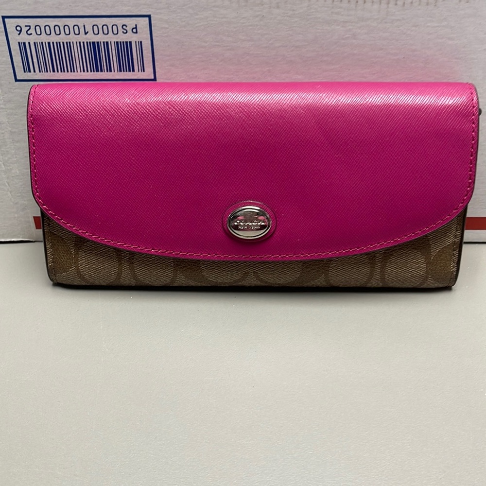 Coach wallet